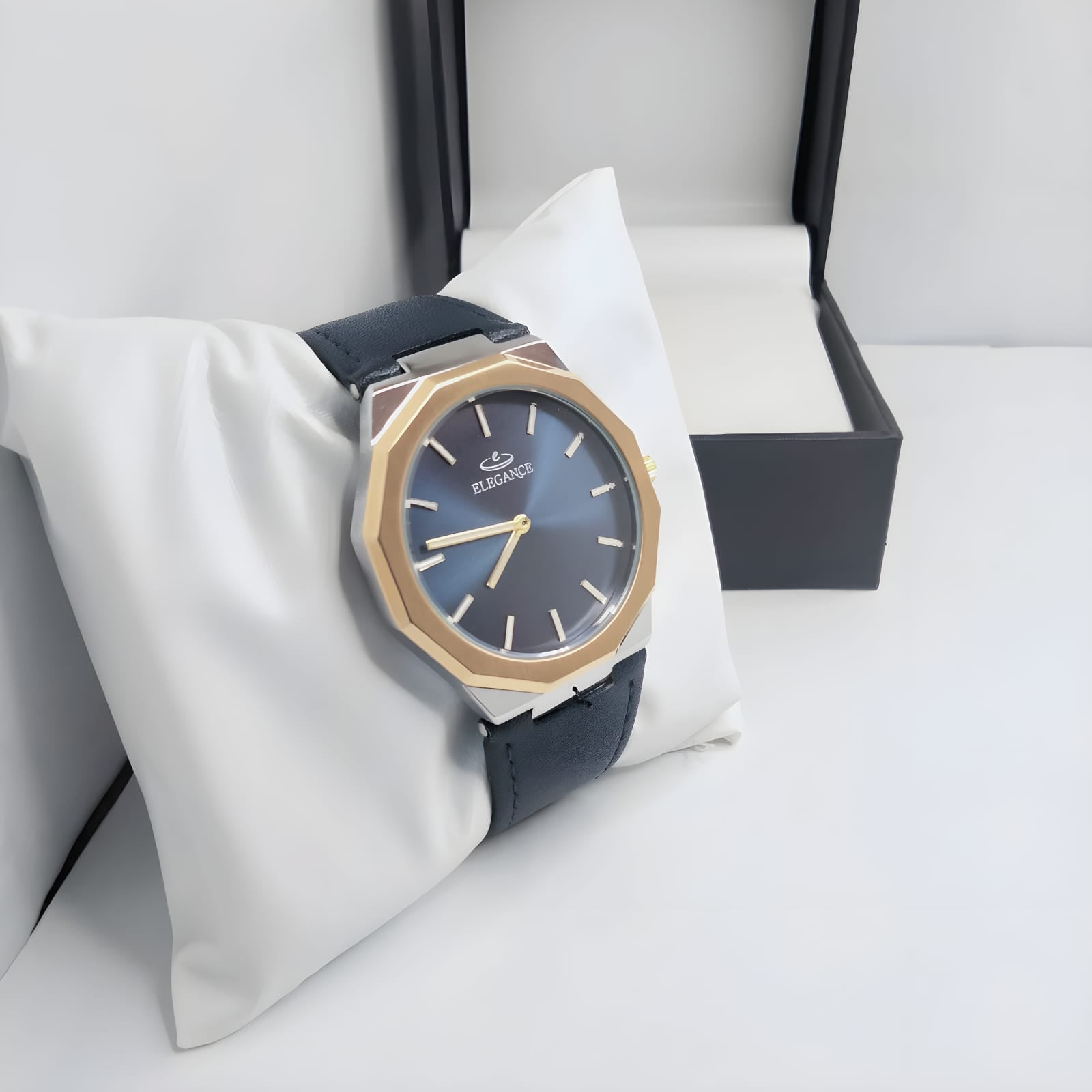 Essential Classic Leather Strap Water Resistant Watch