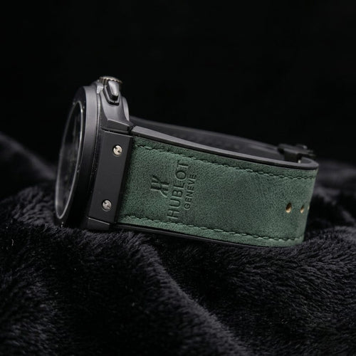 Bold Chronograph Luxury Watch
